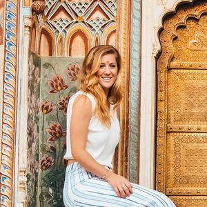 Meet your Posher, Caroline